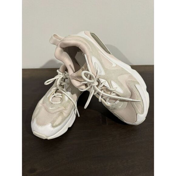 Nike Shoes - Nike Air Max 200 Light Soft 8.5 Women’s Shoes Sneakers